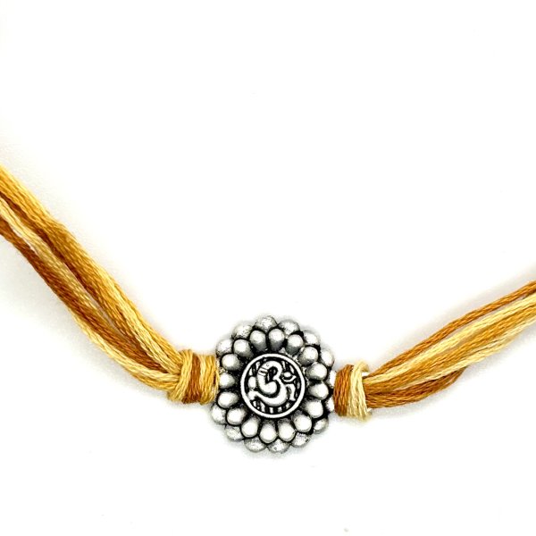 Aum Rakhi