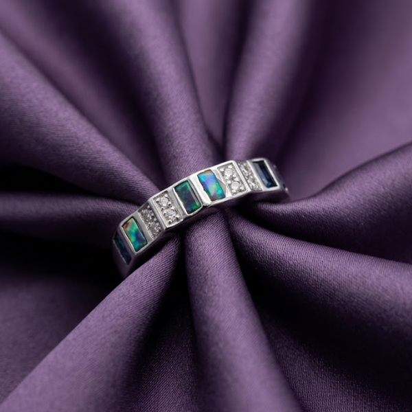 Prismatiline Ring - Image 3