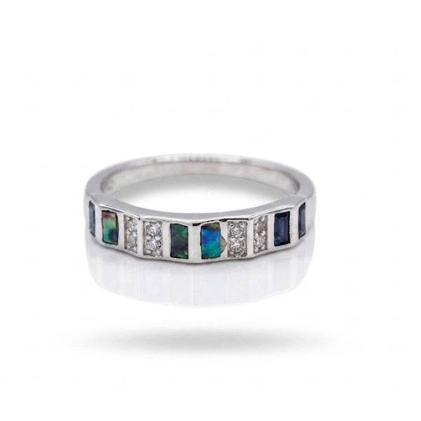 Prismatiline Ring